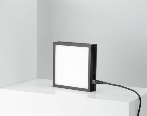 gepilatas-vs-technology-trident-light-built-in-function-vl-t-adb-series-lighting_trident-light-built-in-function-scaled